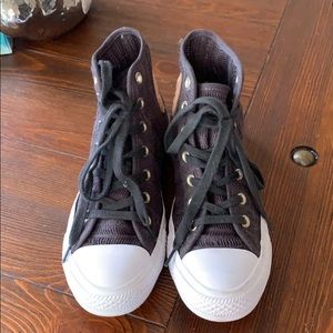 7.5 Grey Knit Converse